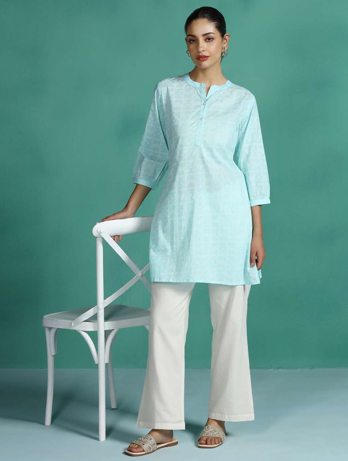 women printed three quarter sleeves straight kurti