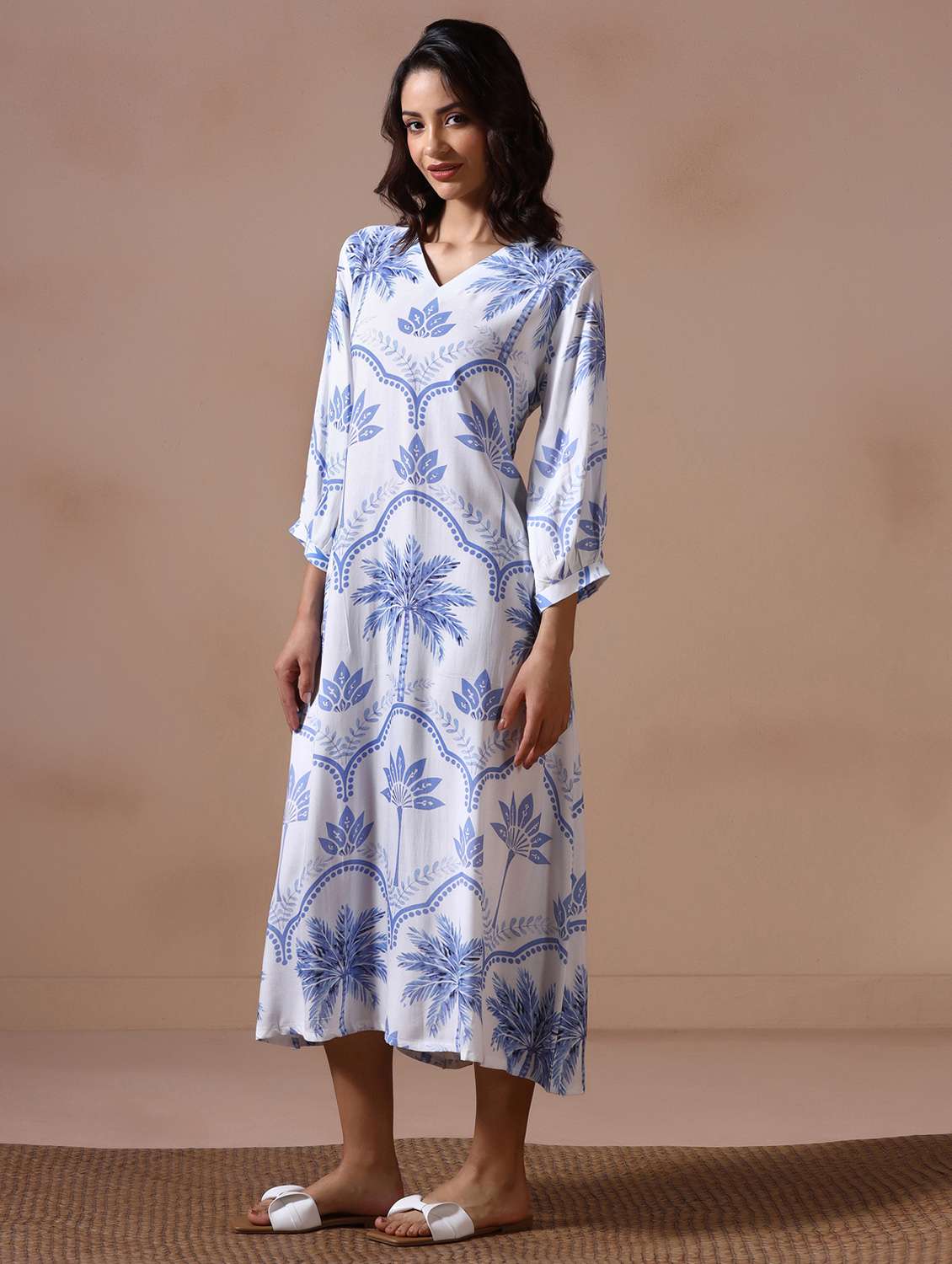 women printed three quarter sleeve a-line ethnic dress - 22502049 -  Standard Image - 3