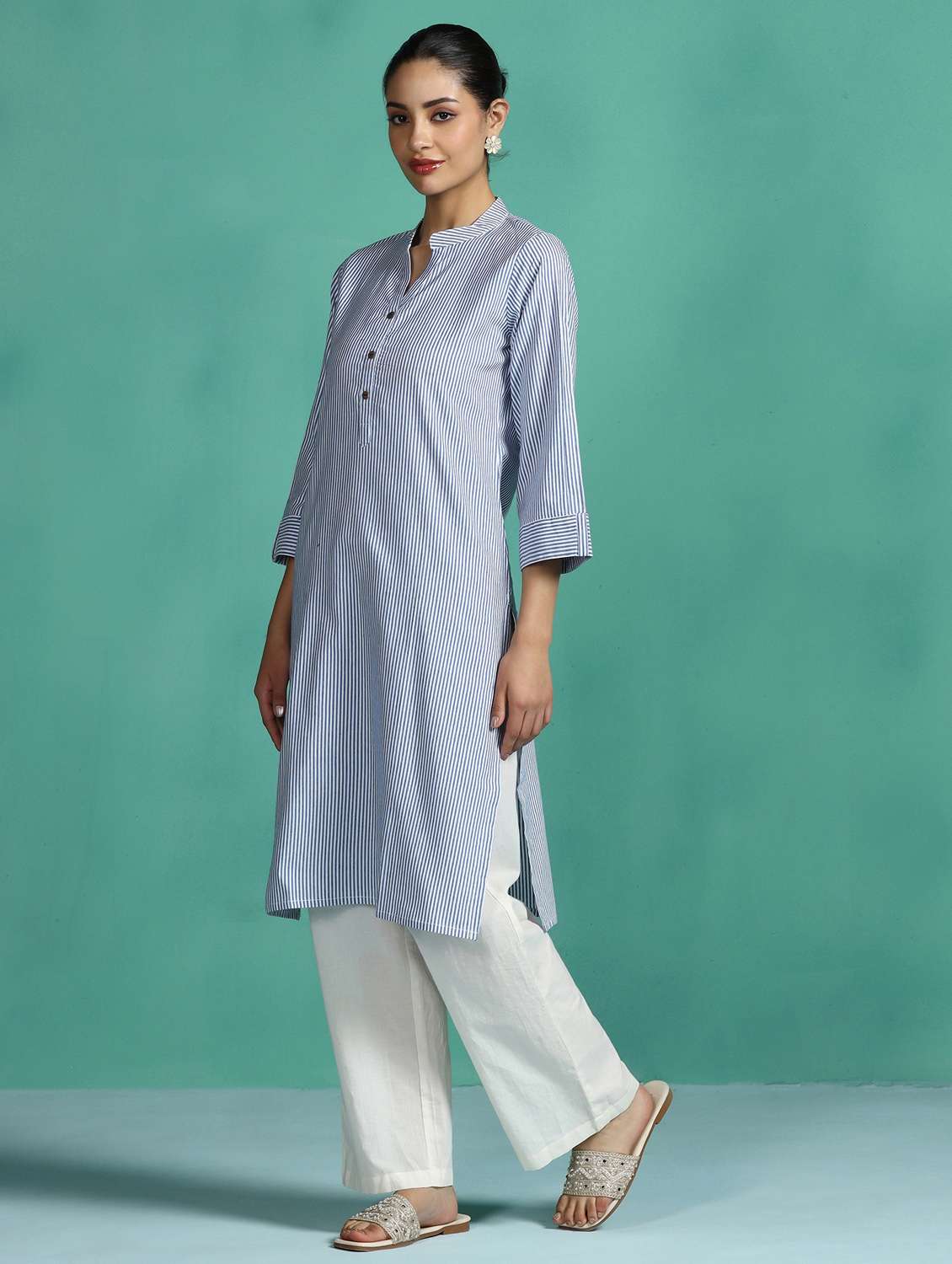 women striped three quarter sleeve straight kurta - 22502056 -  Standard Image - 5