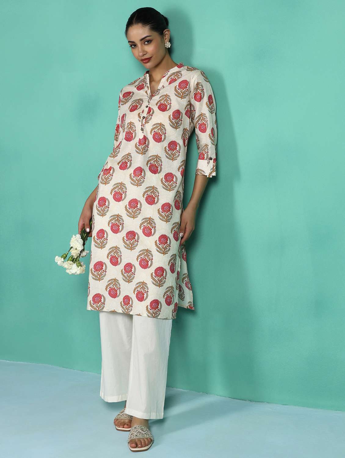 women floral printed three quarter sleeve straight kurta
