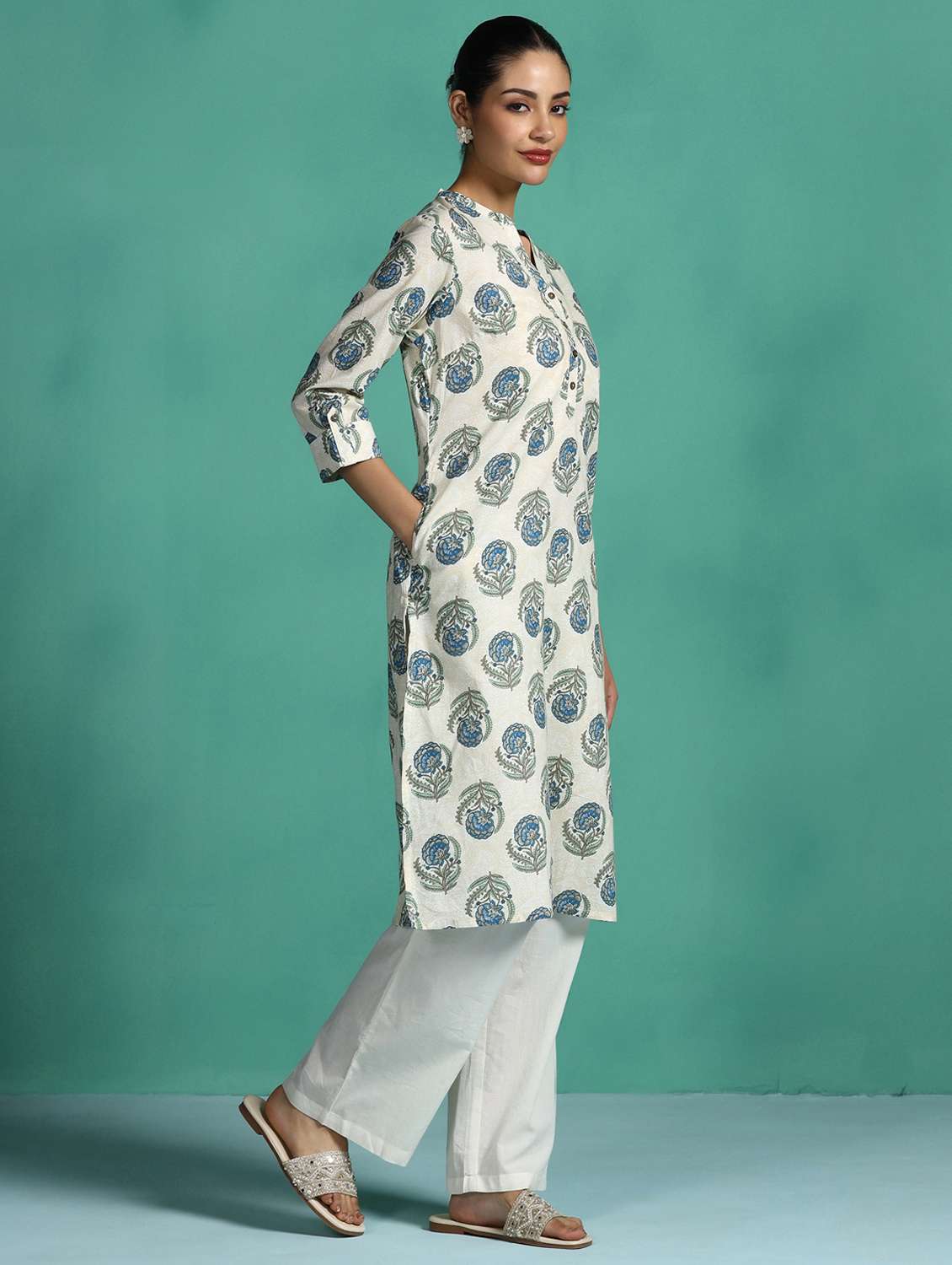 women floral printed three quarter sleeve straight kurta - 22502062 -  Standard Image - 5
