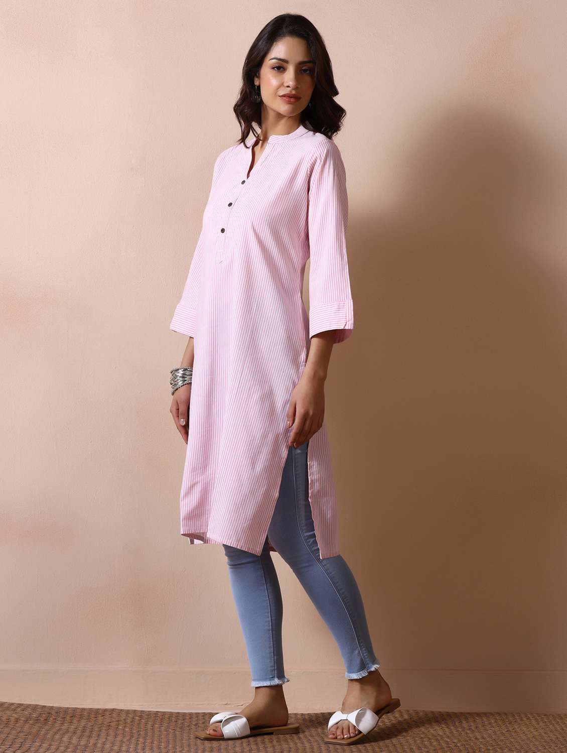 women striped three quarter sleeve straight kurta - 22502070 -  Standard Image - 3