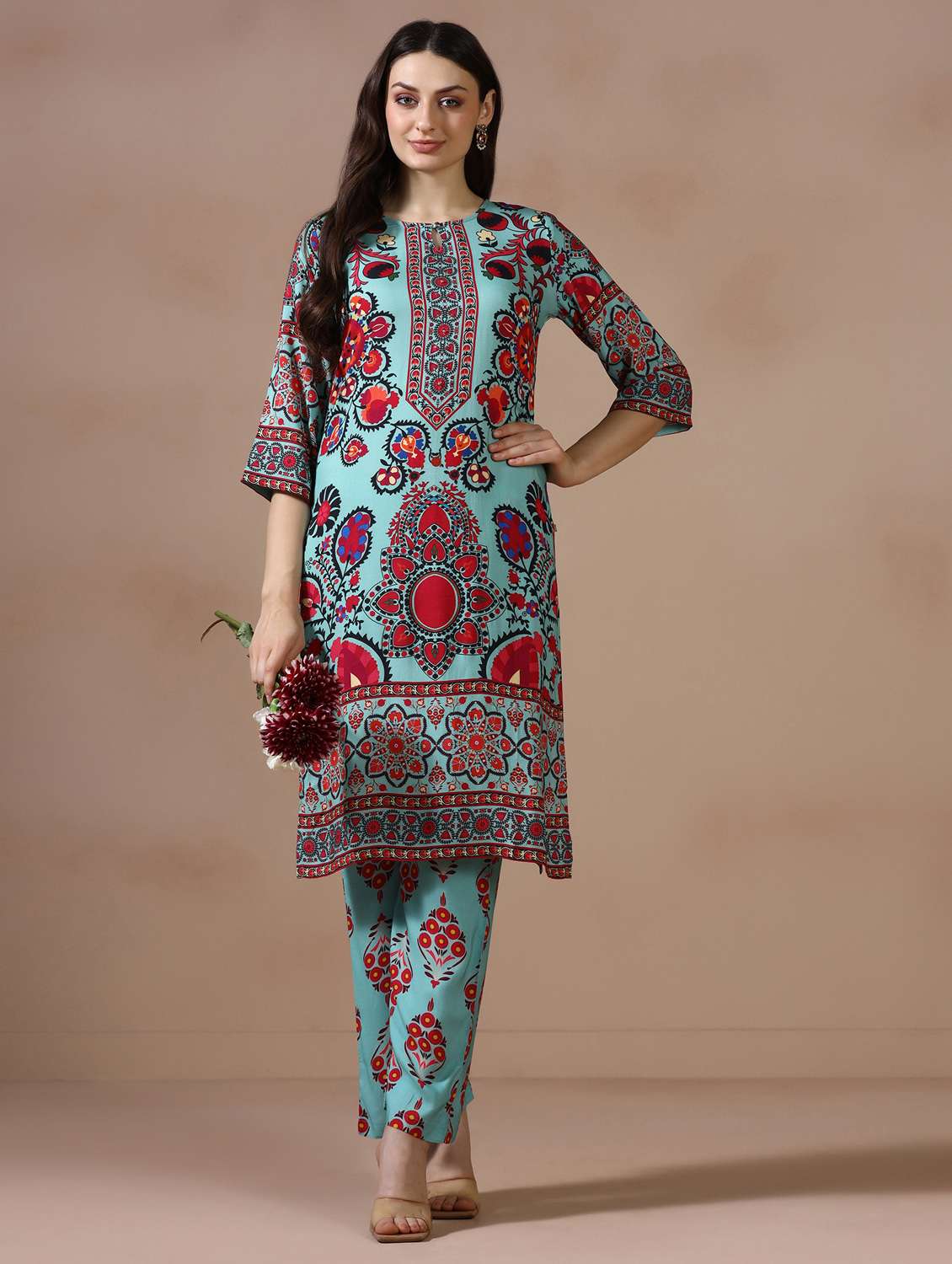 women printed three quarter sleeve kurta pant set