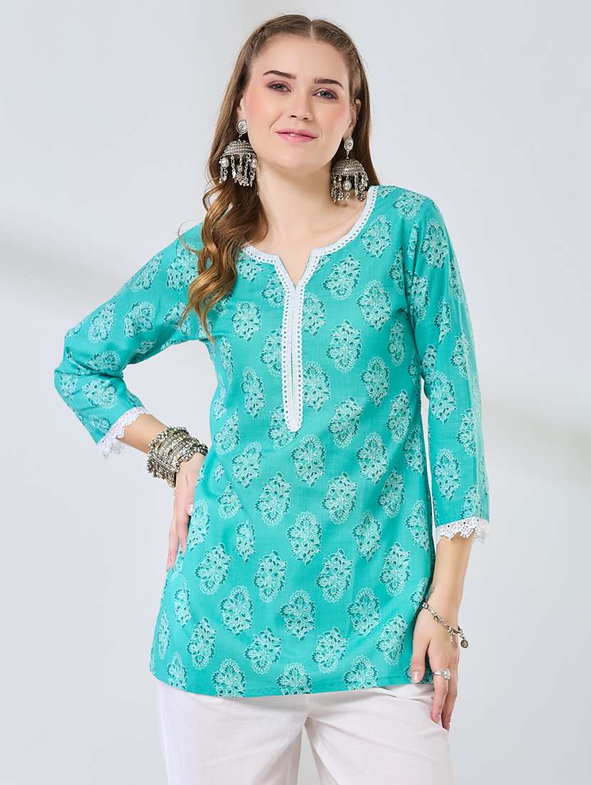 women printed notch neck straight kurti