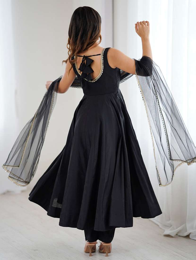 women solid sleeveless anarkali suit set - 22502152 -  Standard Image - 3
