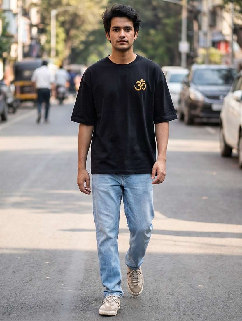 men embroidered short sleeve oversized t-shirt - 22502569 -  Standard Image - 3