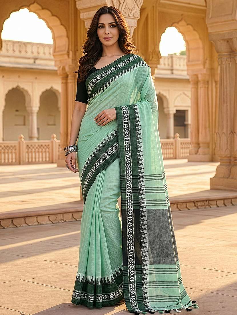 women solid with bordered handloom saree with blouse