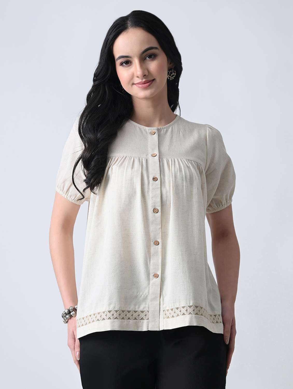 women solid round neck puff sleeves top