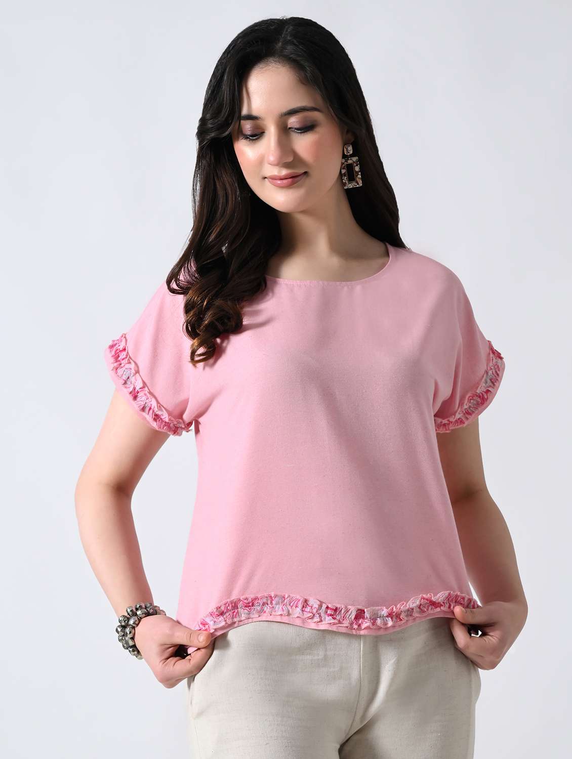 women solid round neck top