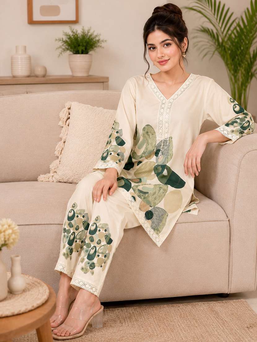 women printed three quarter sleeve ethnic co-ord set