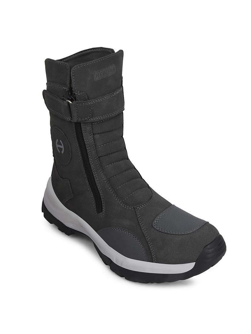 men grey slip on sport shoe
