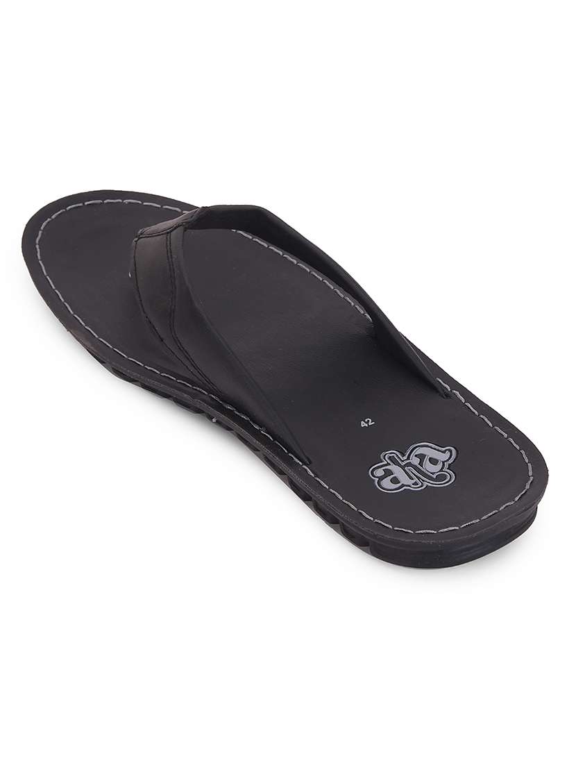 men black toe separator flip flop - 22502708 -  Standard Image - 3