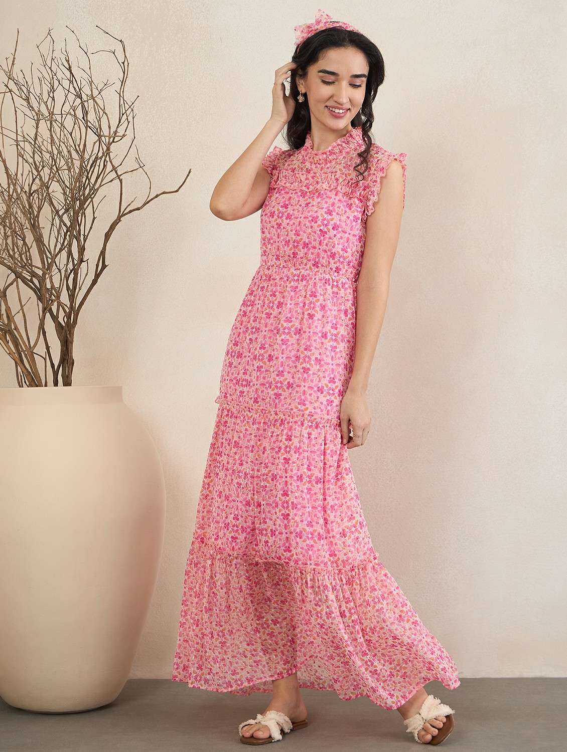 women floral printed sleeveless tiered maxi dress