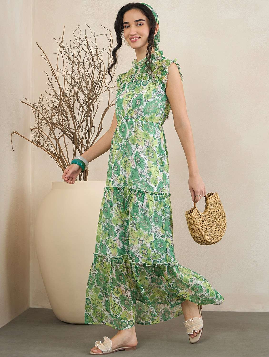 women floral printed sleeveless tiered maxi dress
