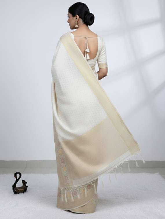 women self design banarasi saree with blouse - 22502938 -  Standard Image - 3