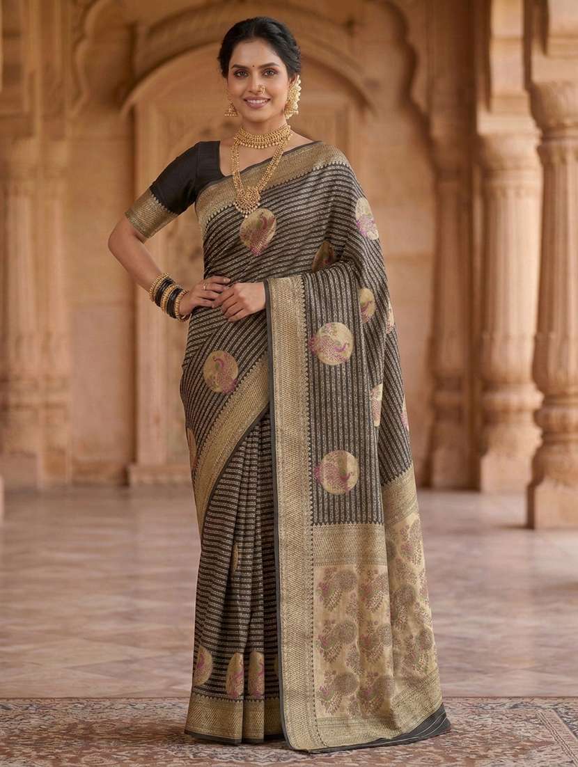 women self design banarasi saree with blouse