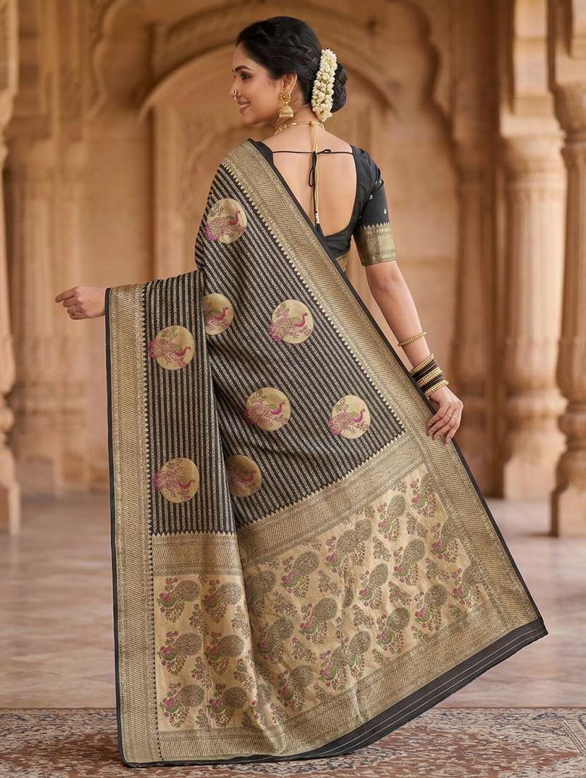 women self design banarasi saree with blouse - 22502997 -  Standard Image - 3