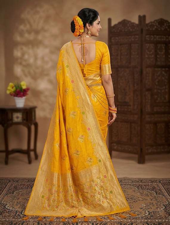 women self design banarasi saree with blouse - 22503006 -  Standard Image - 3