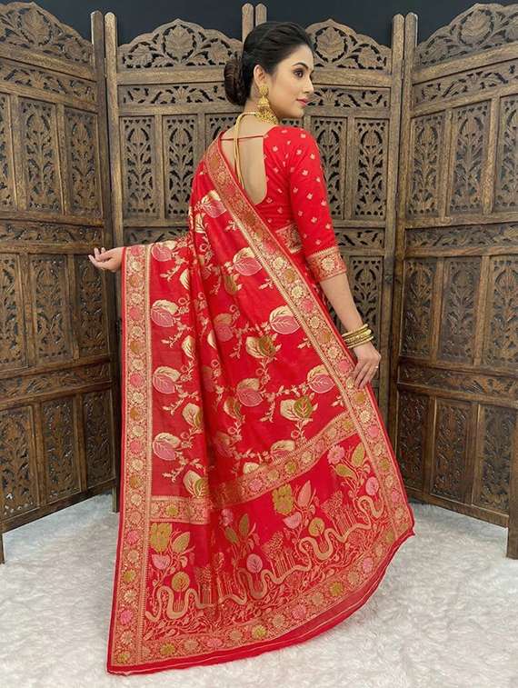 women self design banarasi saree with blouse - 22503041 -  Standard Image - 3