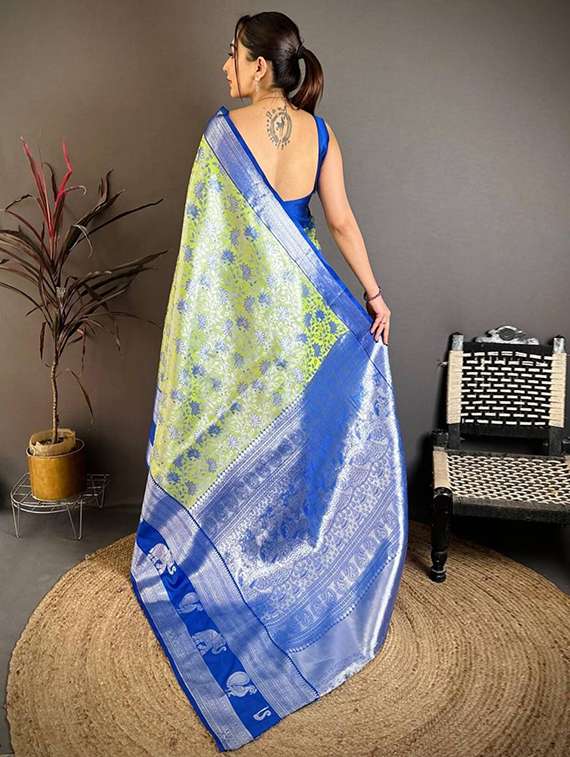 women self design banarasi saree with blouse - 22503075 -  Standard Image - 3