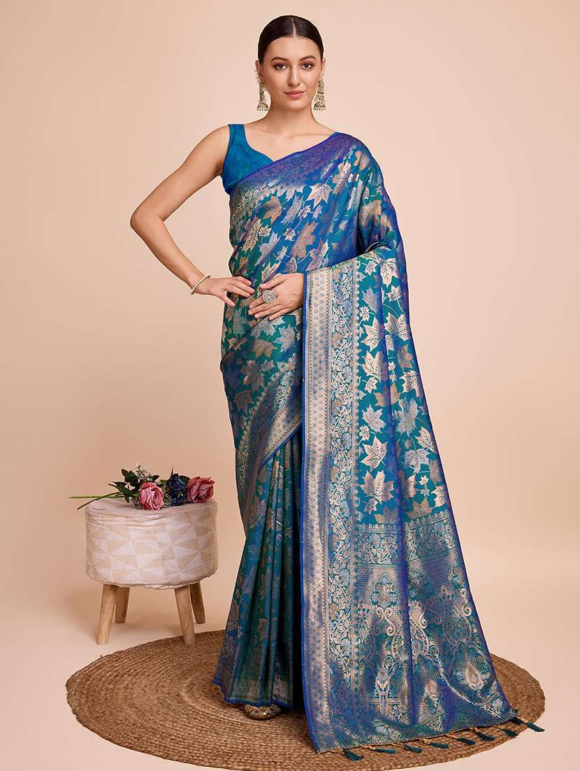 women self design banarasi saree with blouse