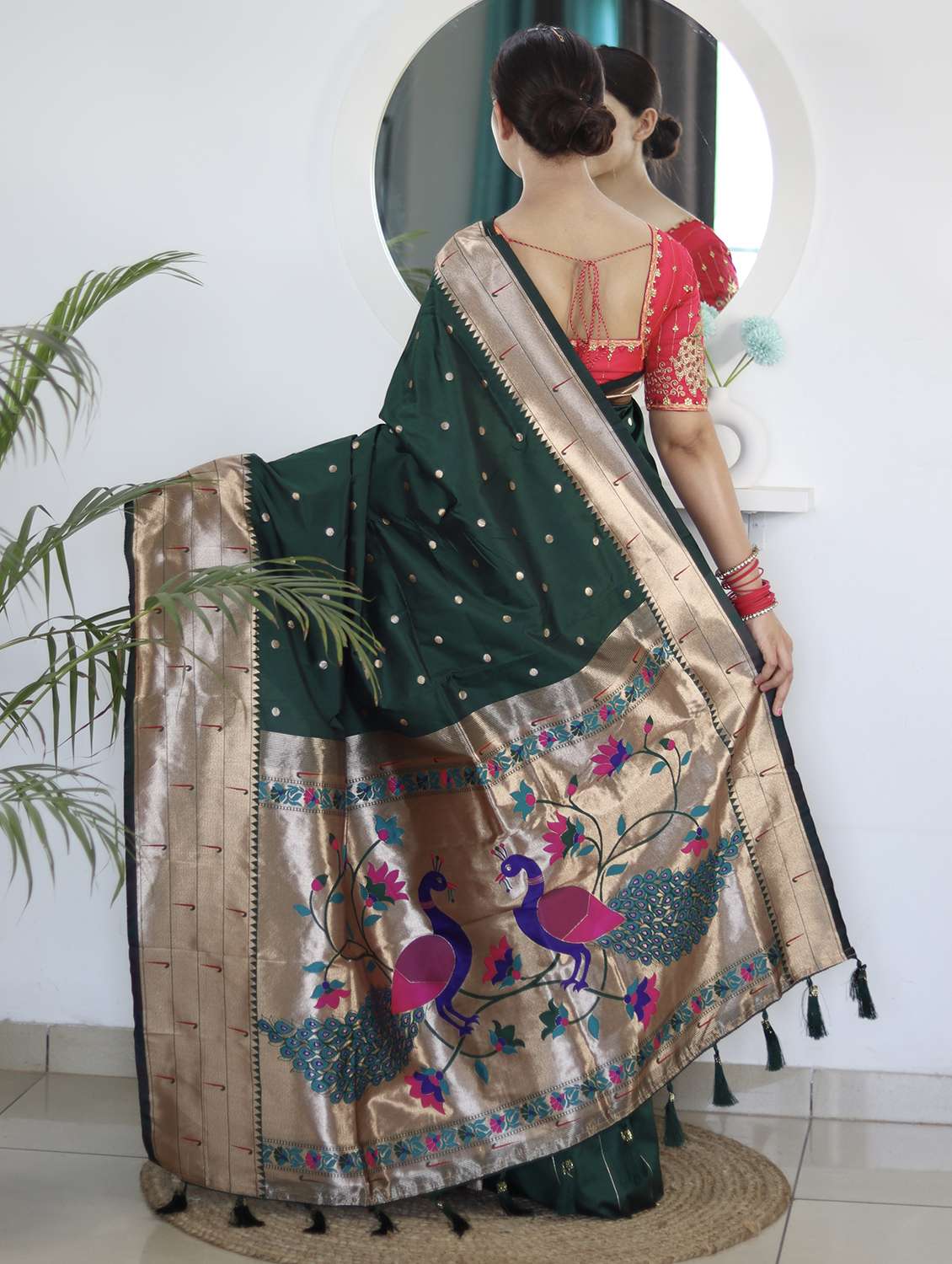 women self design paithani saree with blouse - 22503233 -  Standard Image - 3