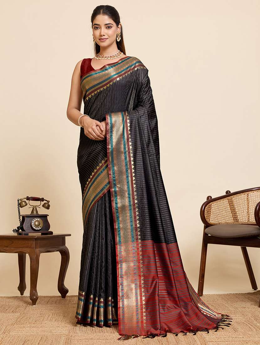 women striped bordered saree with blouse