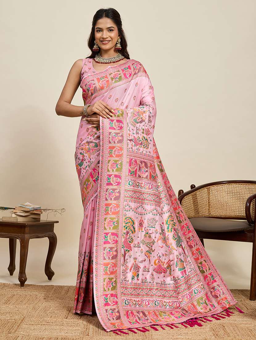 women self design bordered saree with blouse