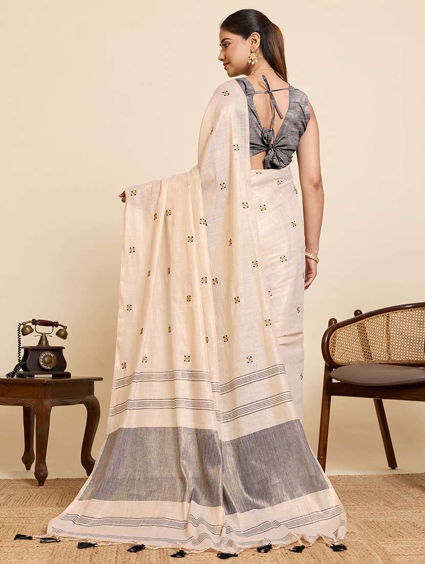 women solid with work embroidered saree with blouse - 22503333 -  Standard Image - 3