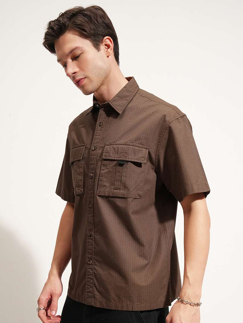 men textured short sleeve loose fit casual shirt - 22504069 -  Standard Image - 3