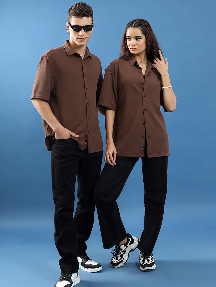 men textured short sleeve oversized casual shirt - 22504161 -  Standard Image - 5