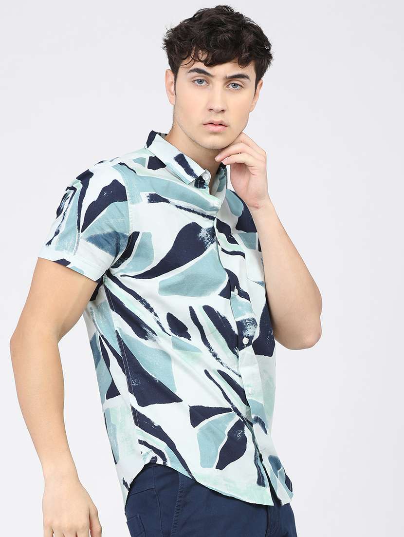 men printed short sleeve slim fit casual shirt - 22504268 -  Standard Image - 3