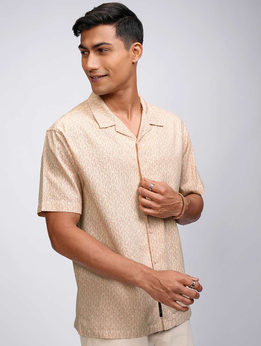 men printed short sleeve regular fit casual shirt - 22504409 -  Standard Image - 3
