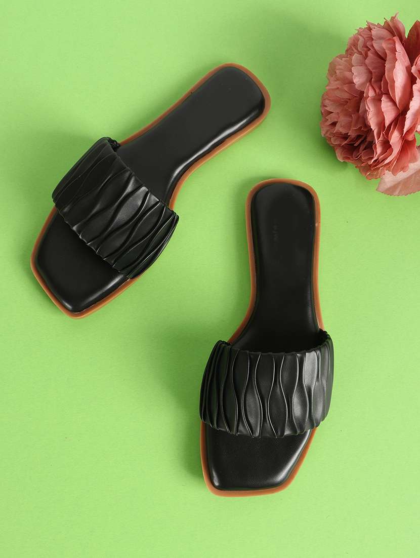 women textured slip on flats