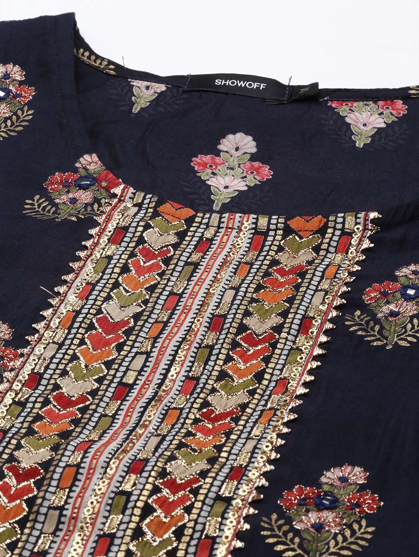 Women Printed Round Neck Kurta And Pant Set With Dupatta - 22504858 -  Standard Image - 5