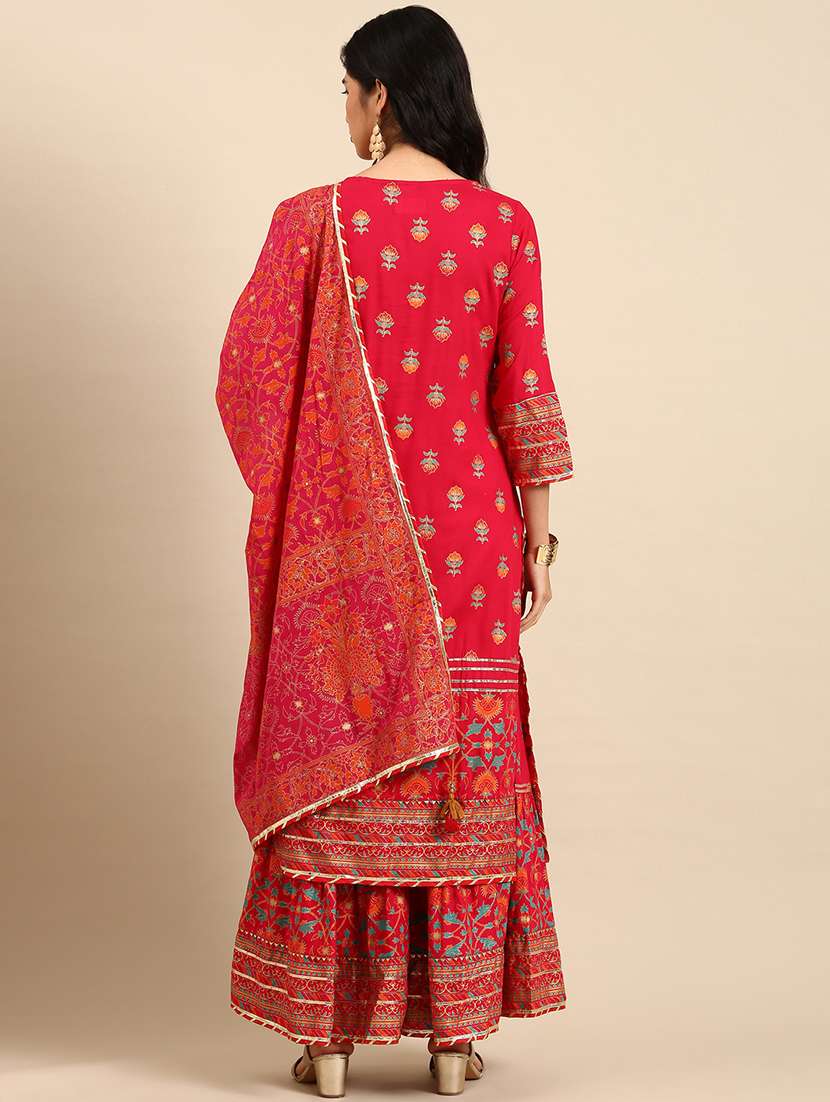 Women Printed Round Neck Kurta And Sharara Set With Dupatta - 22504881 -  Standard Image - 3