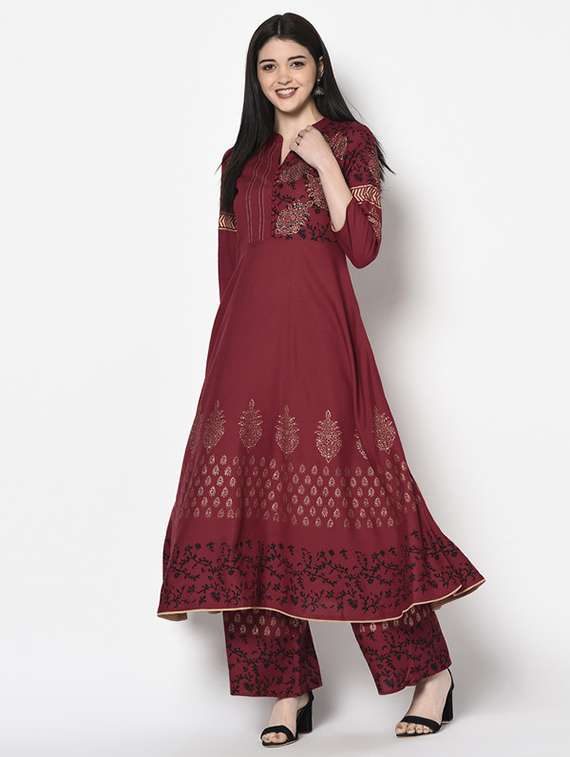 women printed three quarter sleeve anarkali kurta