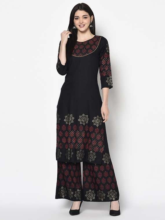 women printed three quarter sleeve kurta palazzo set