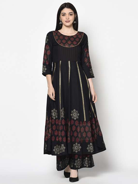 women printed three quarter sleeve kurta palazzo set