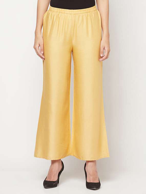 women solid mid rise flared palazzo