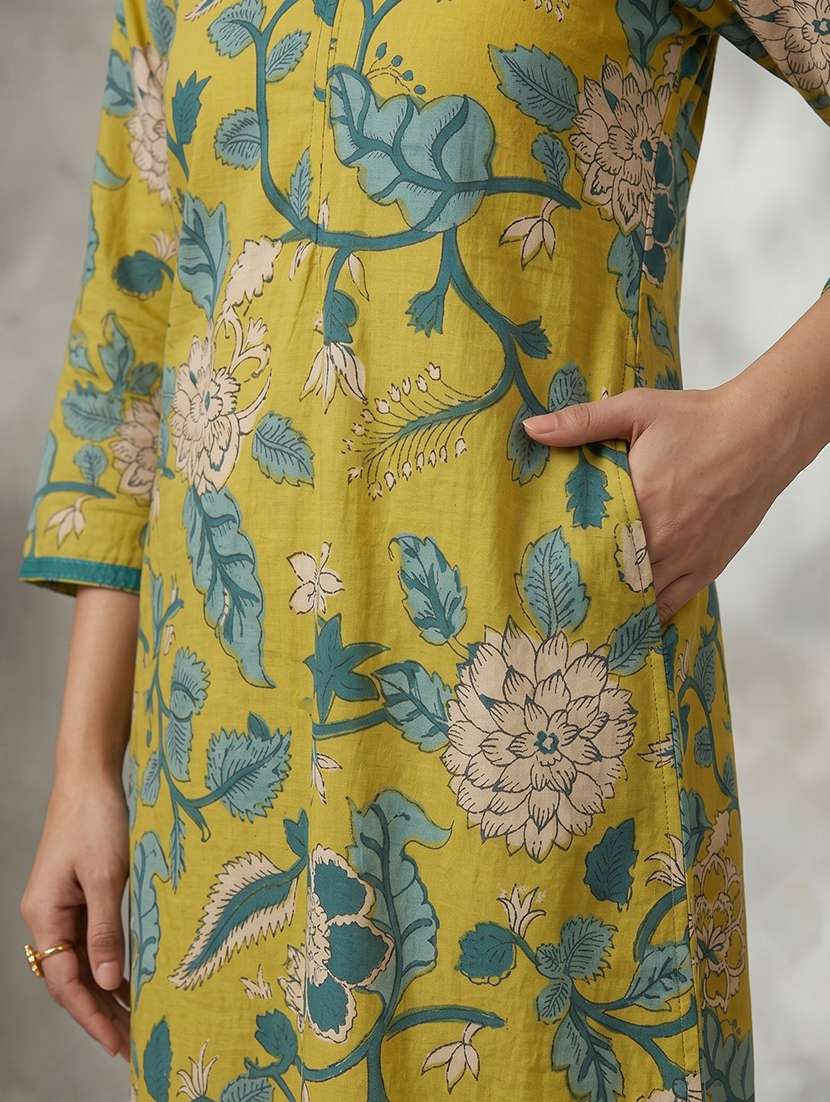 women floral three quarter sleeve a-line kurta - 22504948 -  Standard Image - 5