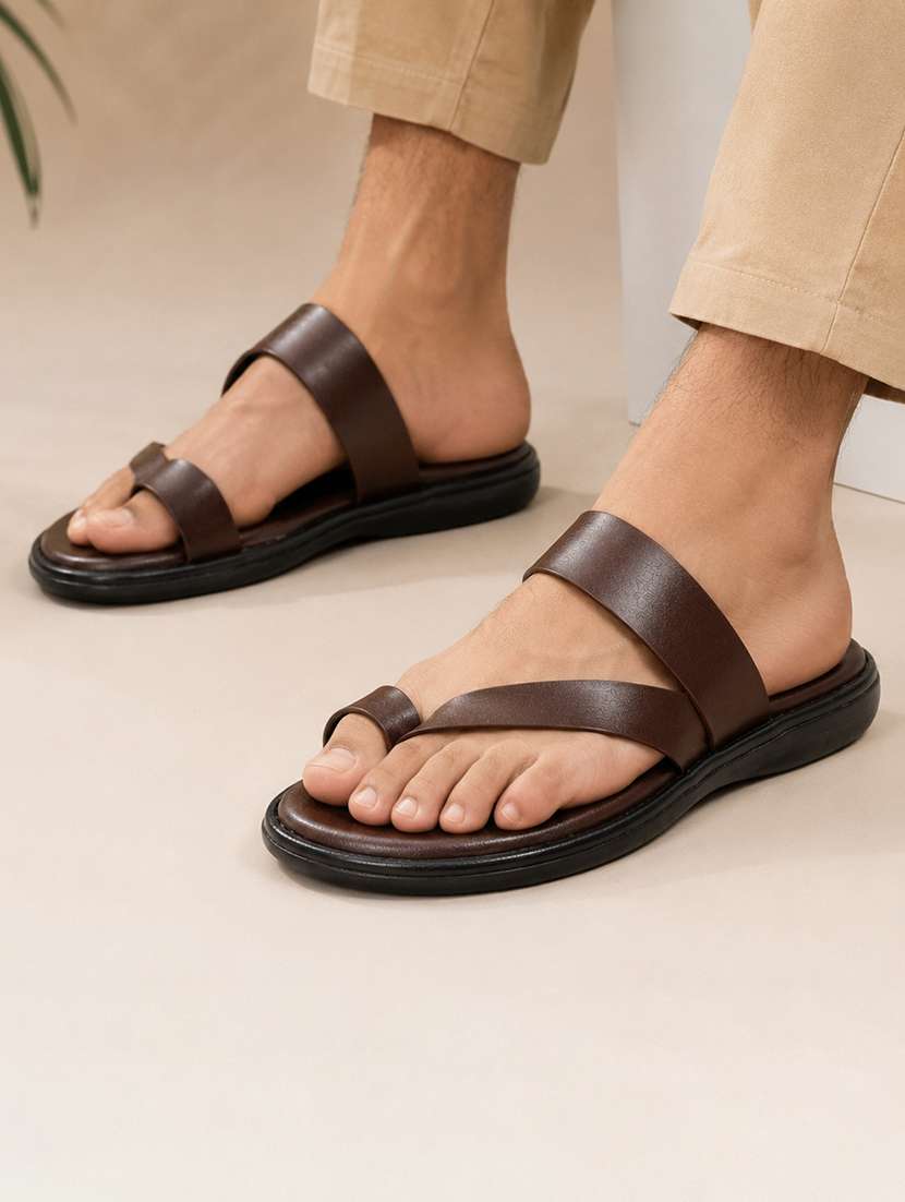 men brown toe seperator sandal - 22504981 -  Standard Image - 5