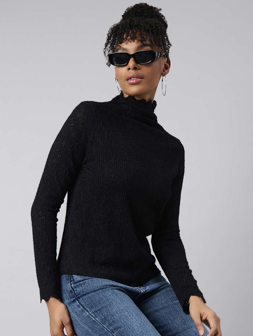 women self design high neck regular top