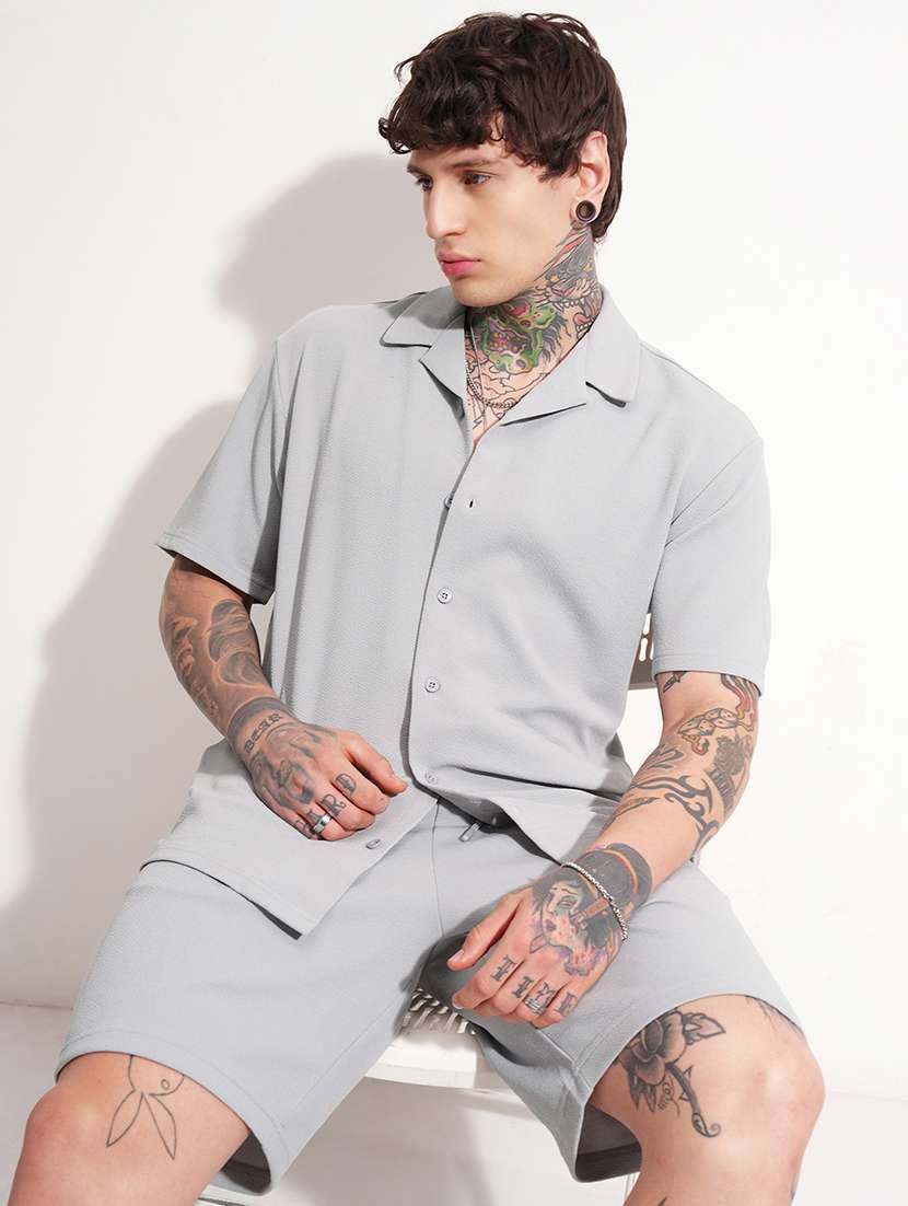 men textured short sleeve shorts & shirt co-ord set