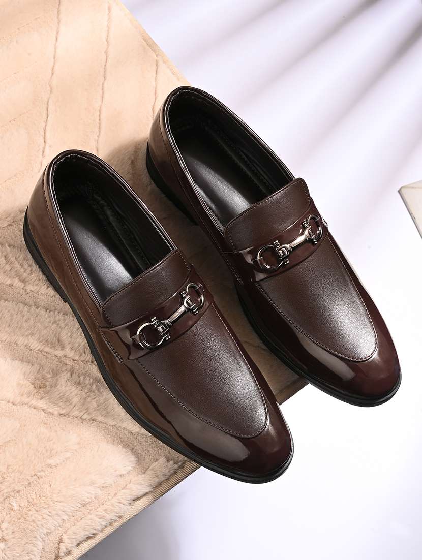 men solid slip on horsebit loafer