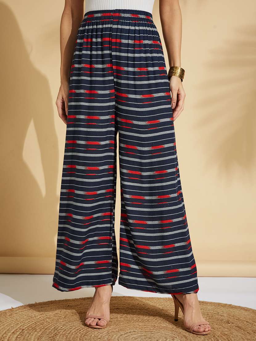 women printed mid rise relaxed fit palazzo