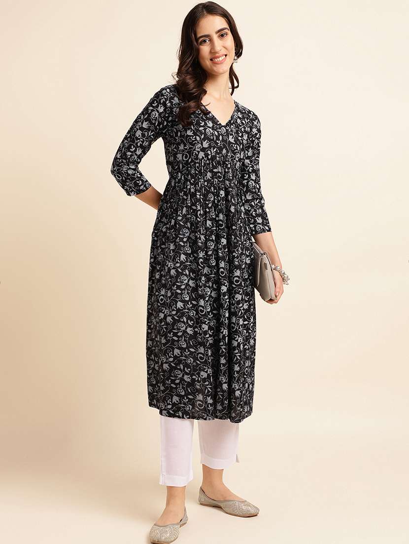 women printed v neck flared kurta - 22505245 -  Standard Image - 3