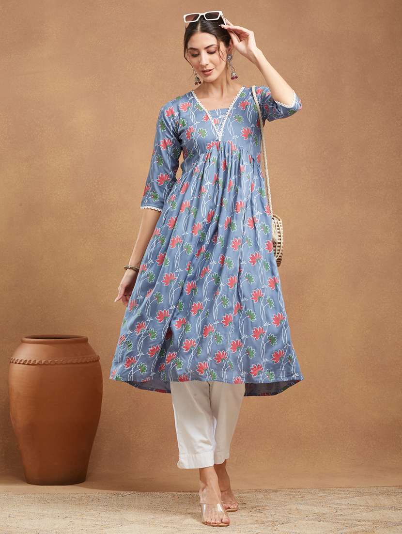 women printed v neck flared kurta - 22505253 -  Standard Image - 3