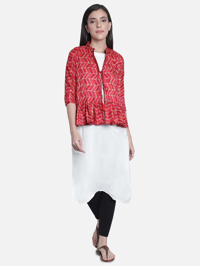 women printed three quarter sleeves jacket