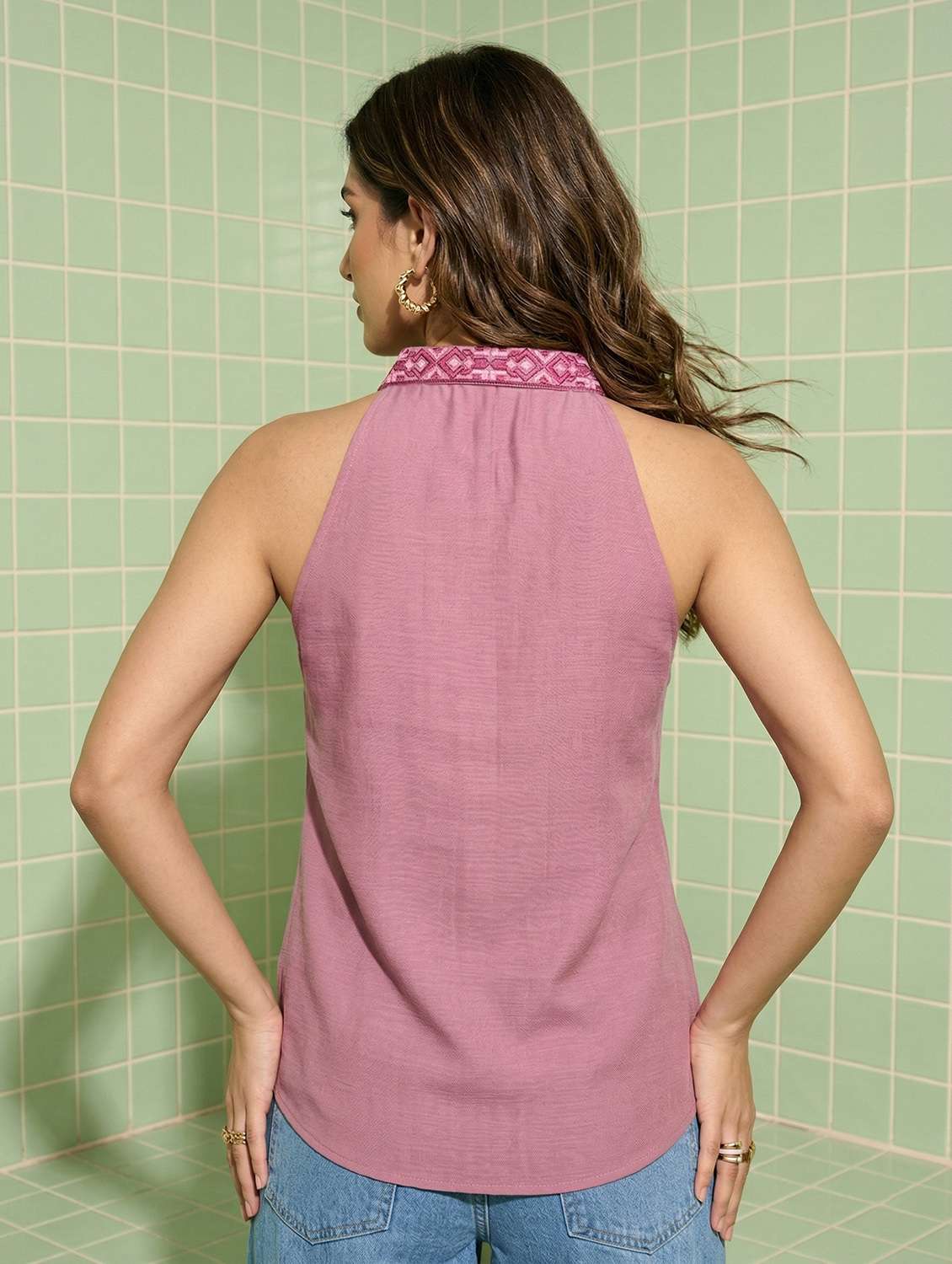 women embroidered sleeveless regular shirt - 22505270 -  Standard Image - 3